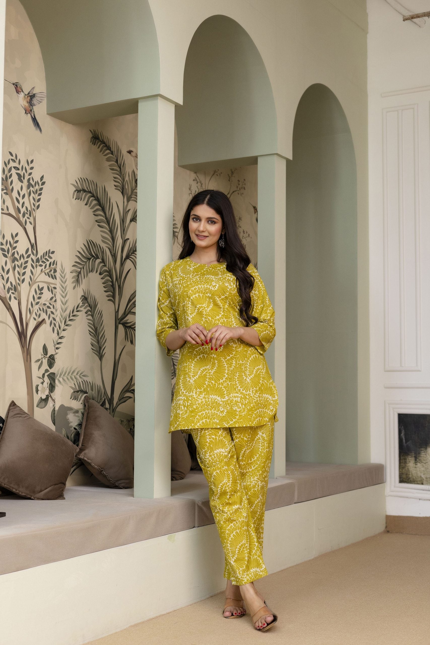 Vaaki's light green floral co-ord set