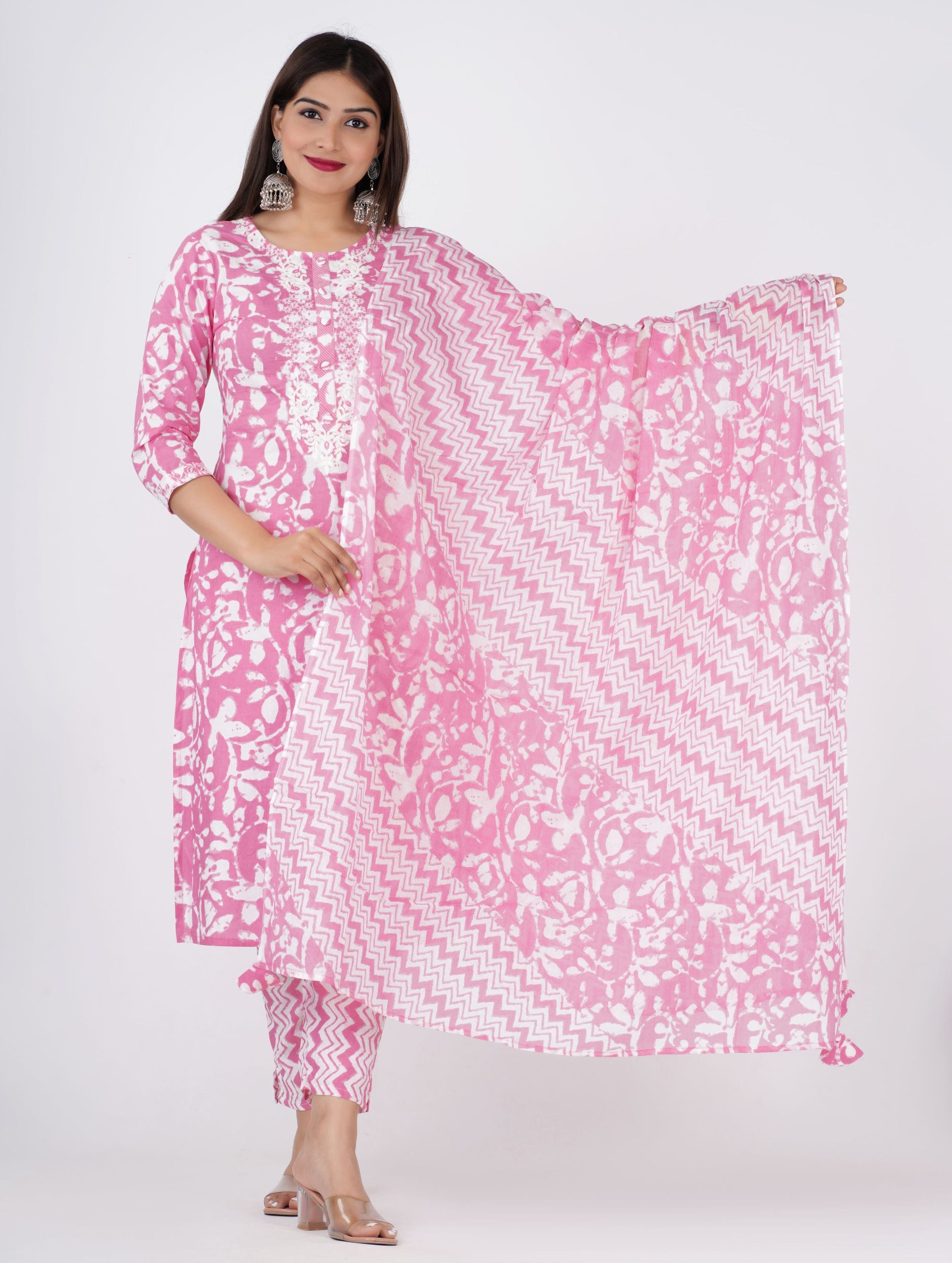 Aabha Pink & White Printed Cotton Kurti Pant Dupatta Set by Vaaki