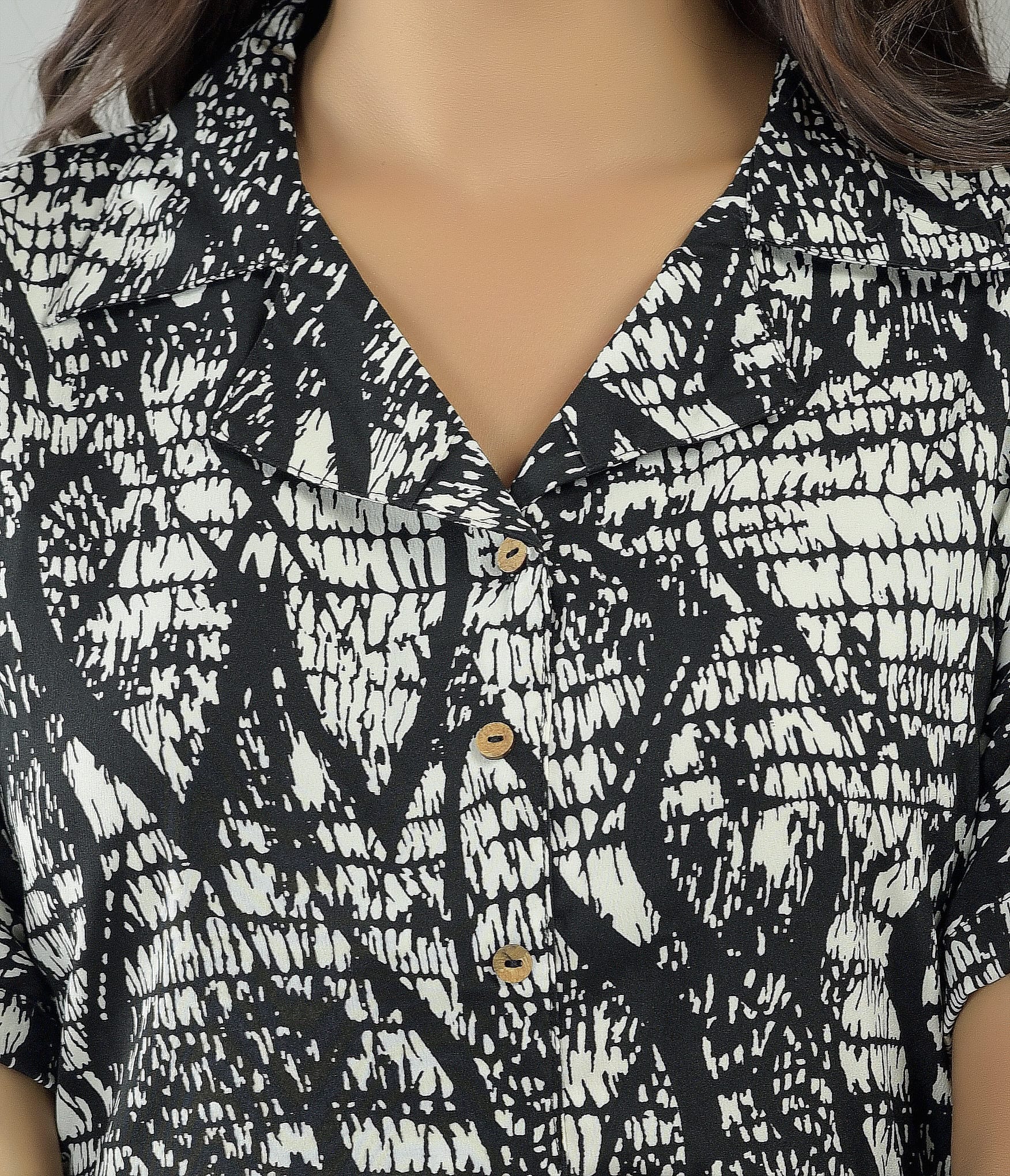 Zyanna Grey Abstract Printed Maxi Dress - View 4