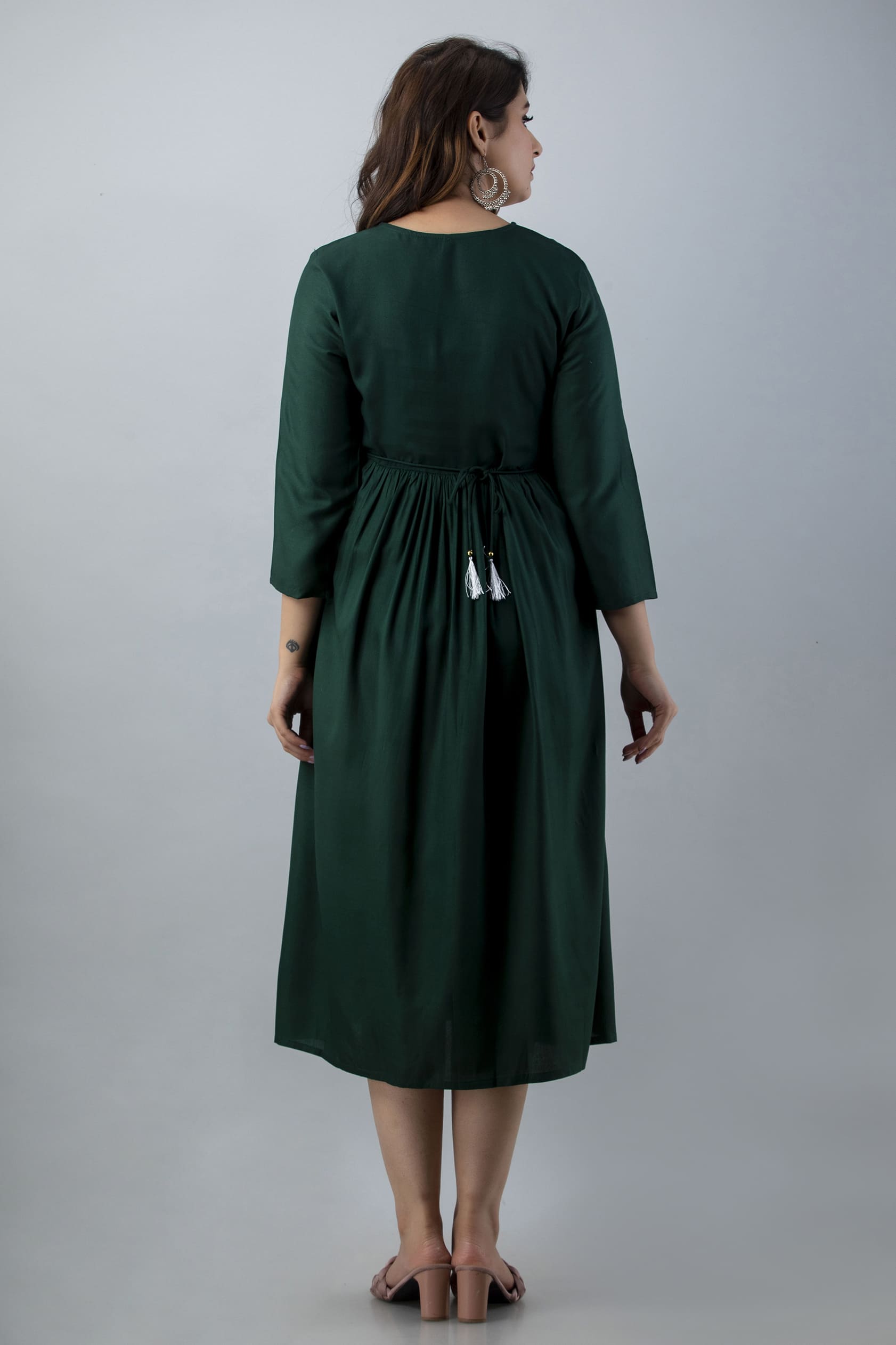 Mithya Bottle Green Flared Midi Kurta - View 2