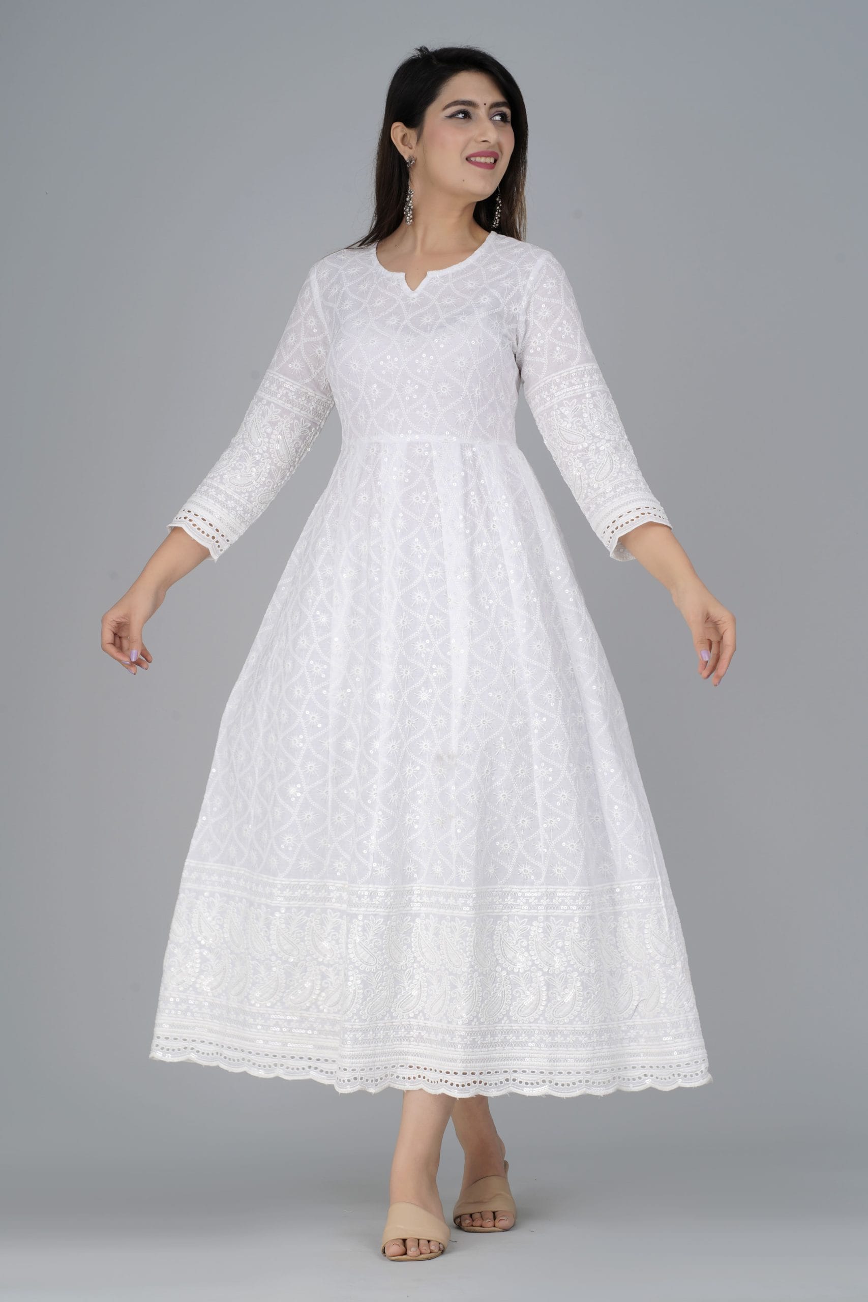 Avira White Chikankari Anarkali Kurta by vaaki