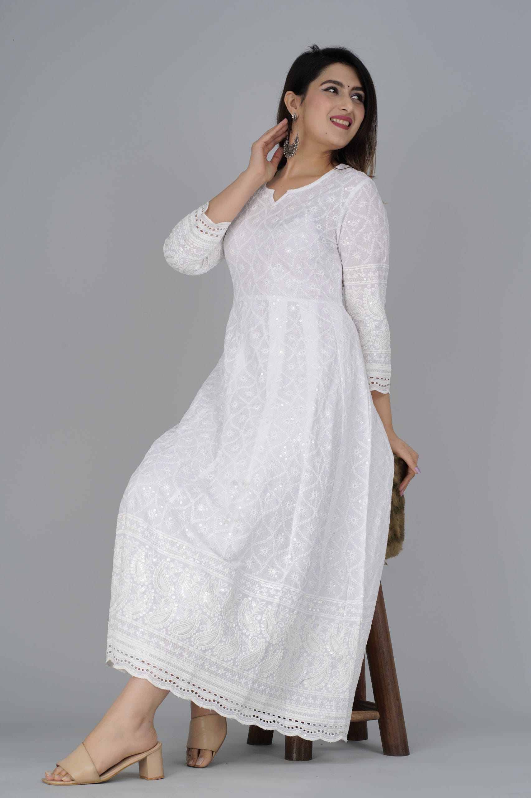 Avira White Chikankari Anarkali Kurta - View 5