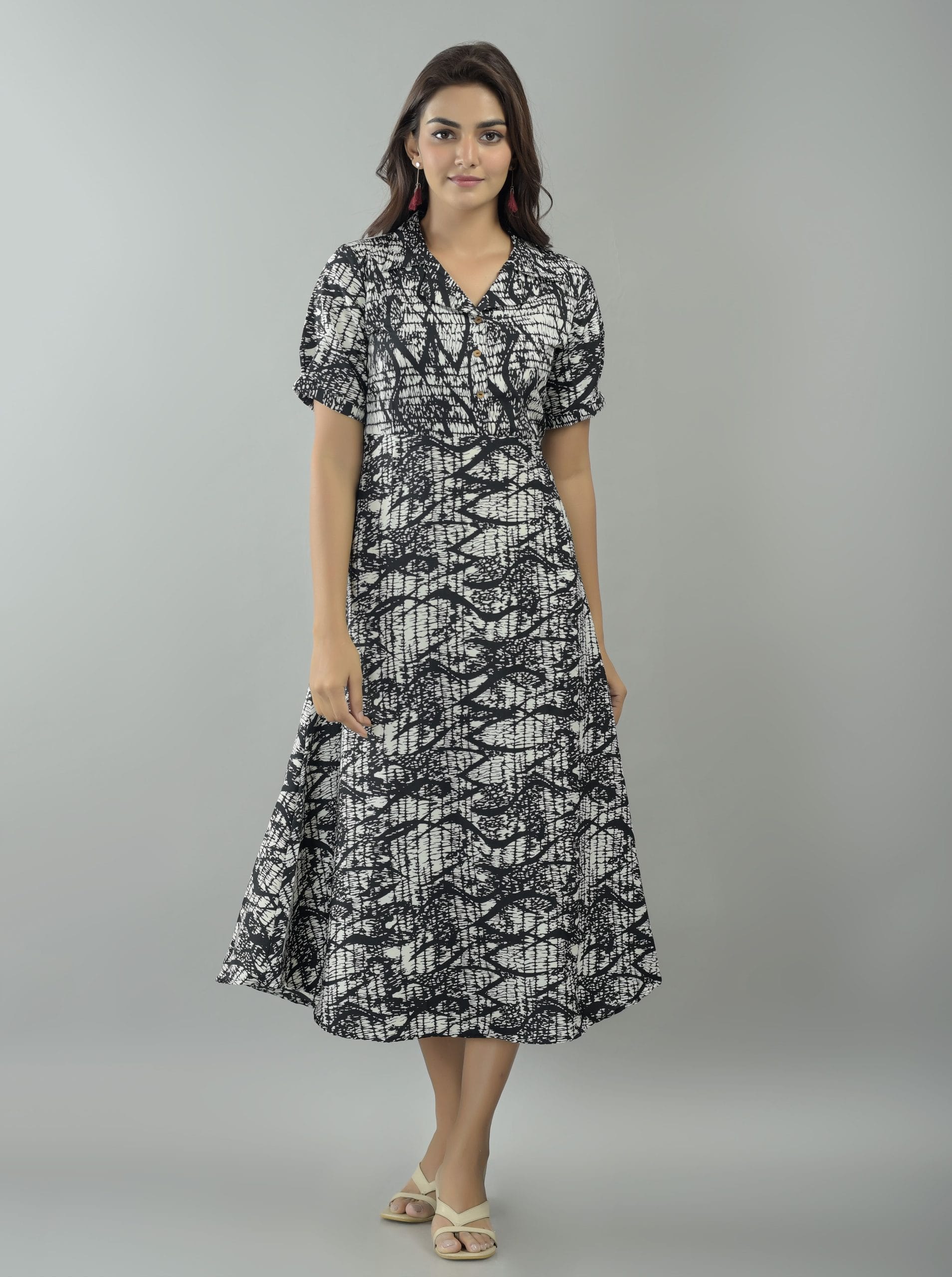 Zyanna Grey Abstract Printed Maxi Dress by Vaaki